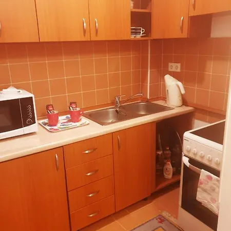Apartment Apartman E&a *